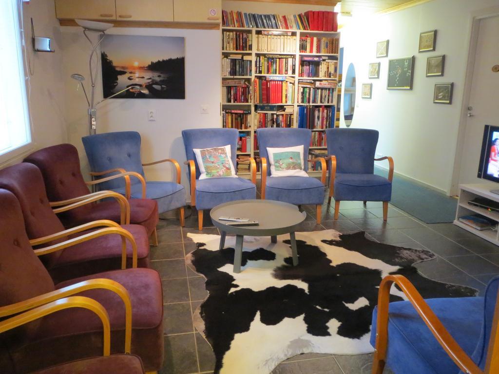 Hotel Porotila Toini Sanila Sevettijärvi Zewnętrze zdjęcie